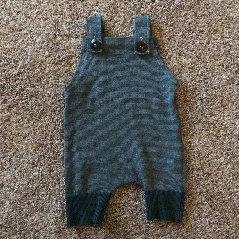 Boys 6-9 mo. heathered emerald green knit overalls
