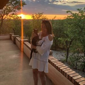 Meet your Posher, Catherine