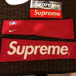 Supreme/NBA/Nike shooting sleeves