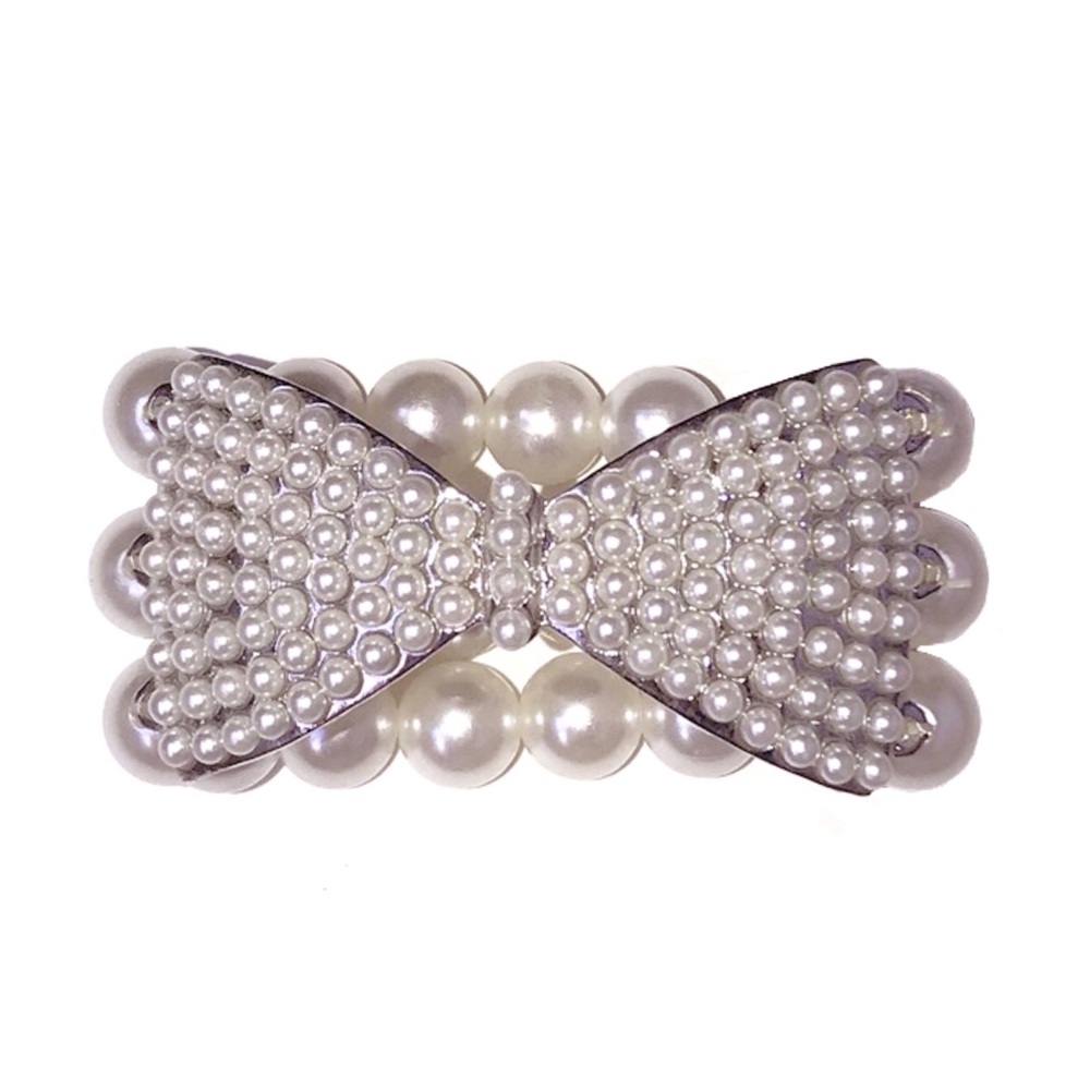 VINTAGE • Pearl Silver Flex Bow Stretch Bracelet