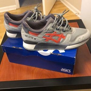 Gel-Lyte III Light Grey Chili Asics