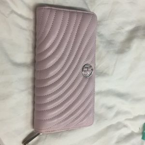 Brand new Henri Bendel Baby Pink wallet