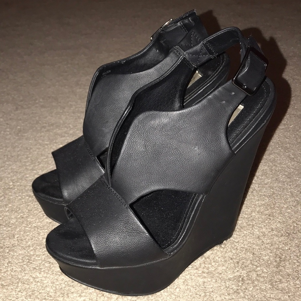 Steve Madden Wedges
