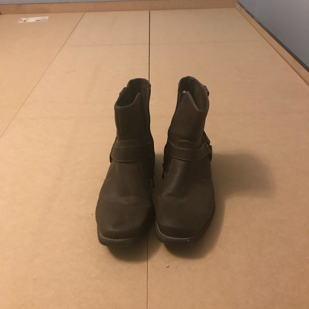 Brown Madden motorcycle boots