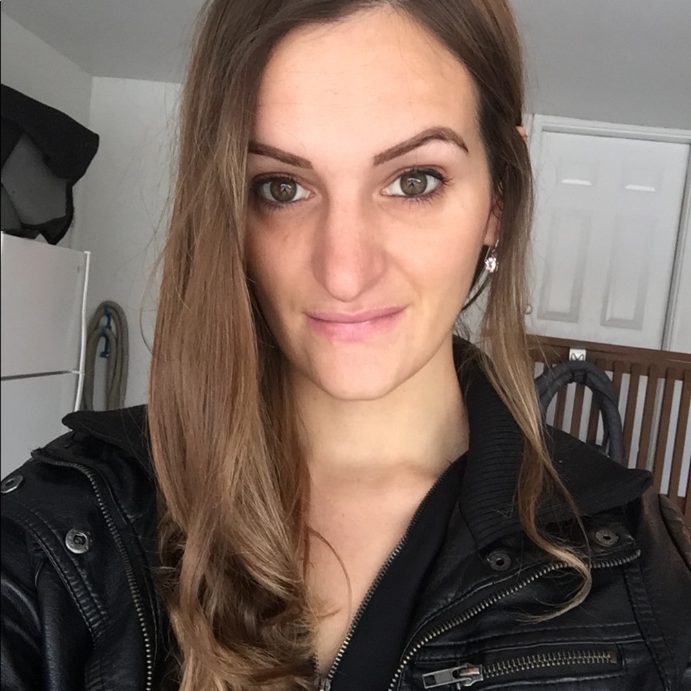 Meet your Posher, Kelly