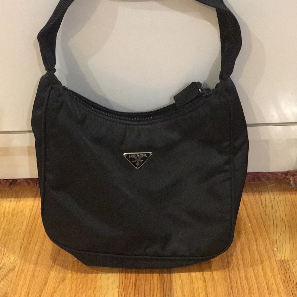 Previously used Prada shoulder bag