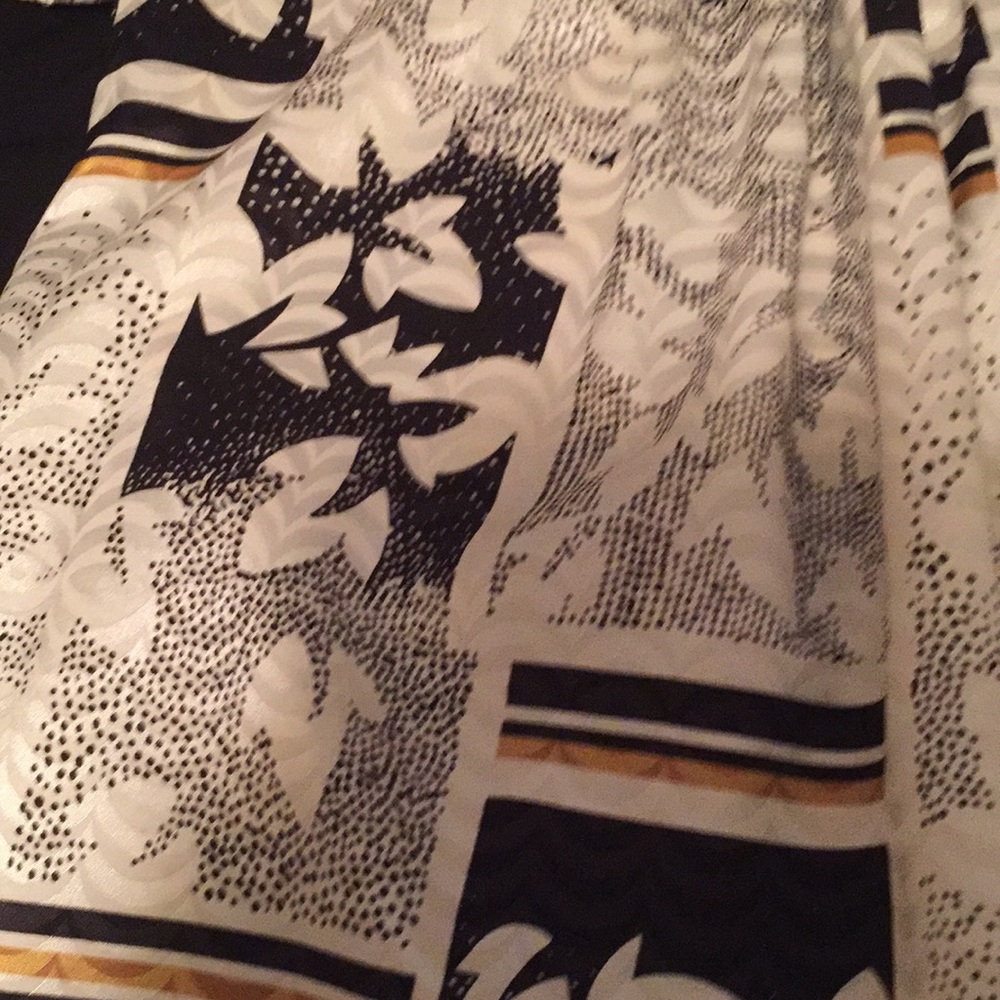 Very cute short sleeve tunic