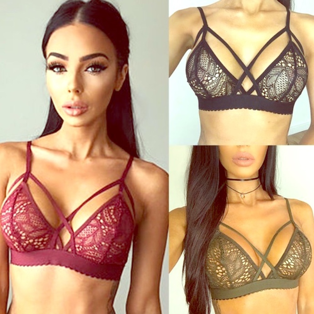 ✨Black Floral Sheer Lace Bralette✨