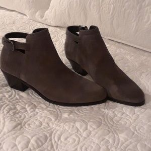 NWT* VIA SPIGA bootie