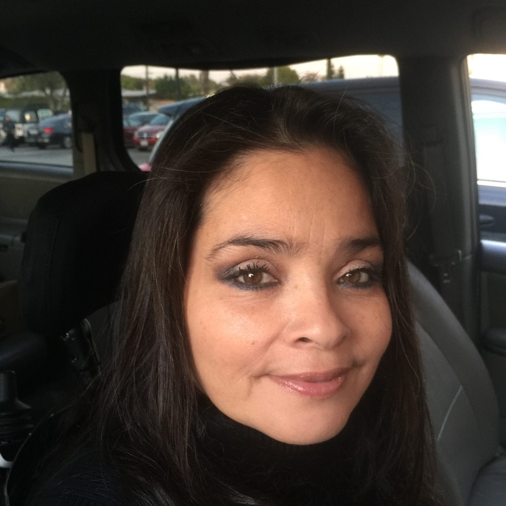 Meet your Posher, Monica