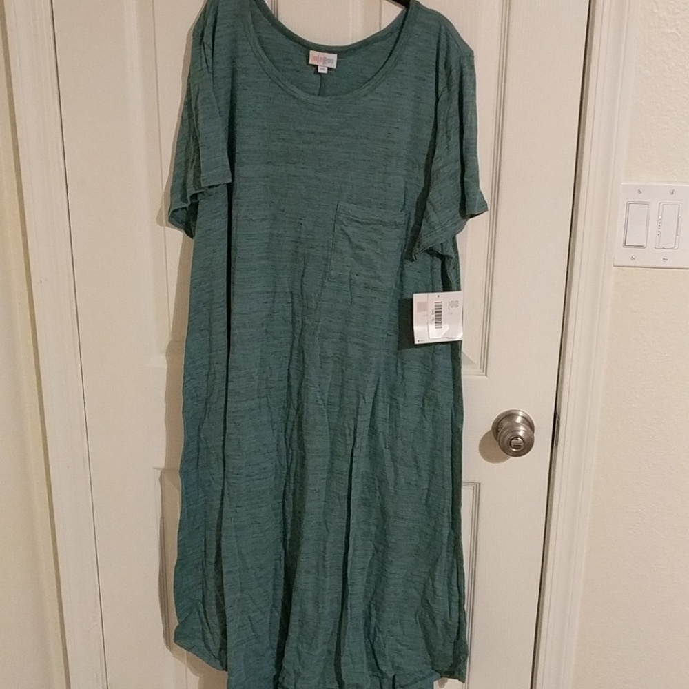 Carly dress