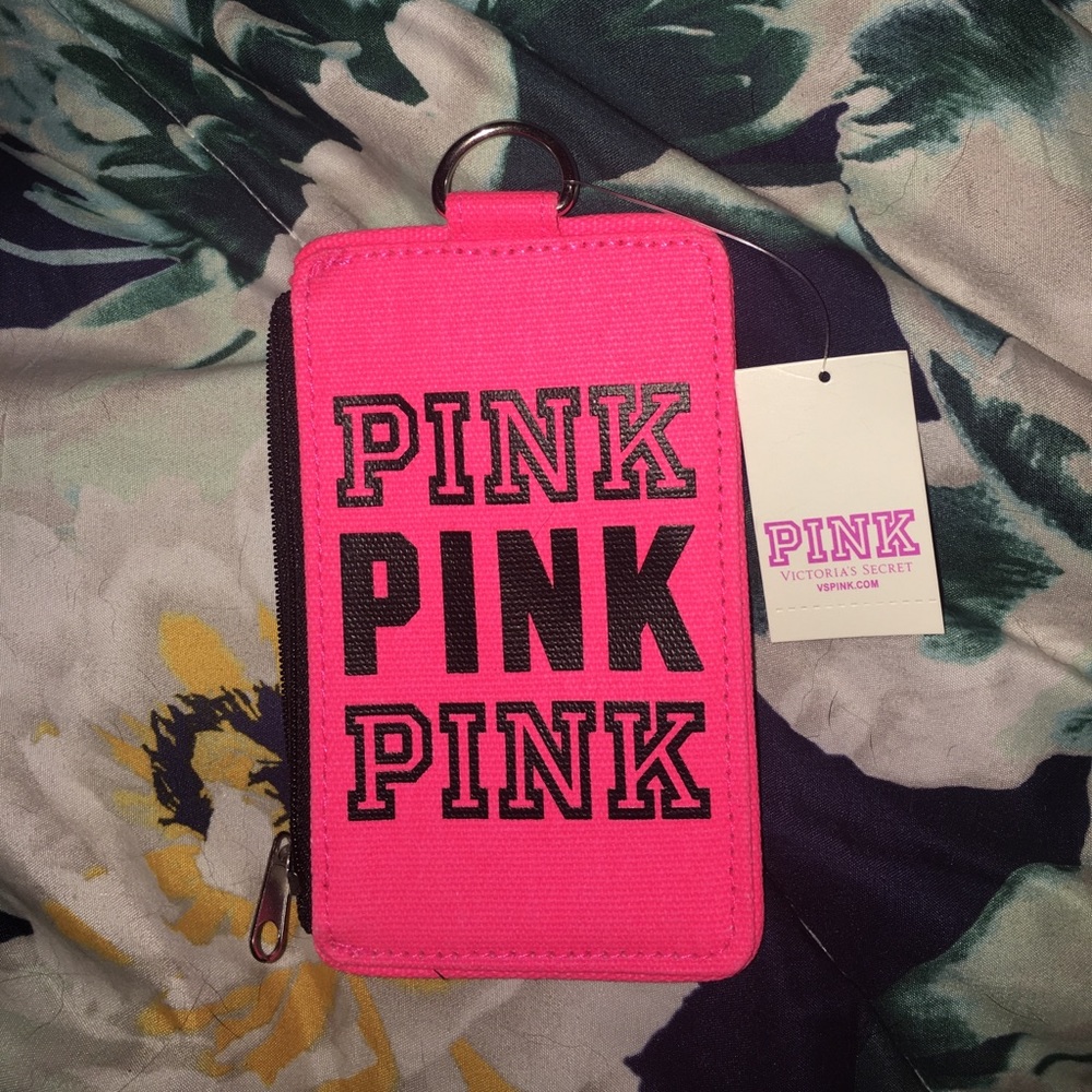 PINK ID holder 💘