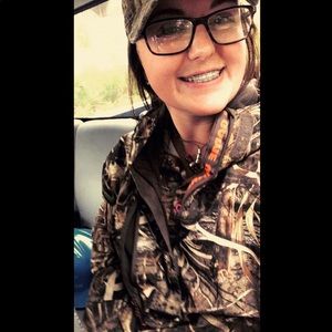 Meet your Posher, Rebecca