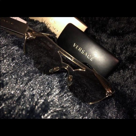 Versace sunglasses main image 4