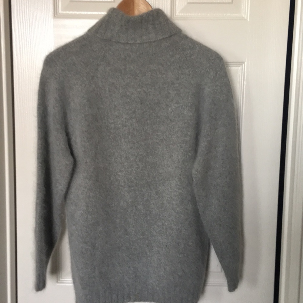 Sweater - Picture 3 of 3