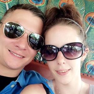 Meet your Posher, Raymond