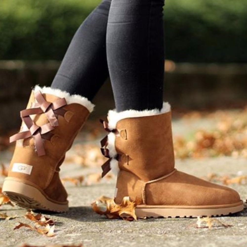 UGG Chestnut Bailey Bow II