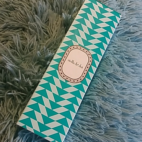 Cute Tassel marble Earings - Picture 3 of 4