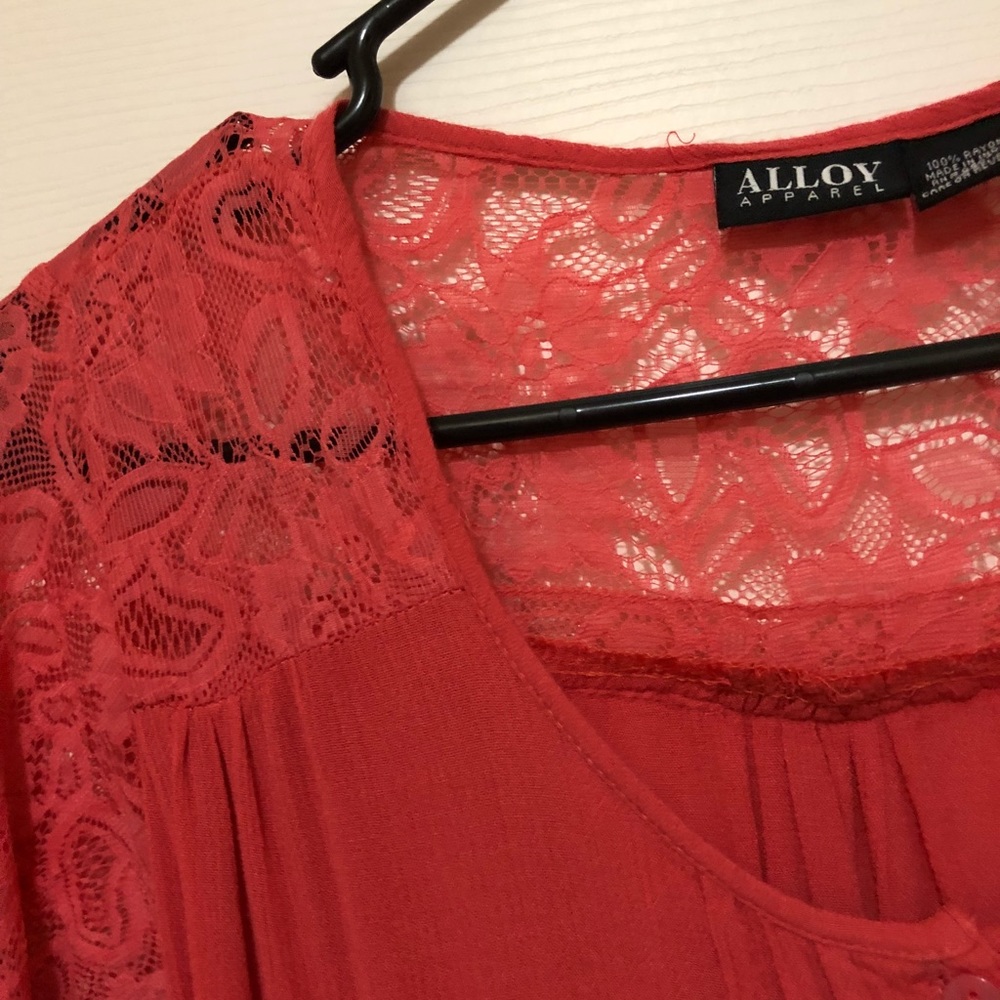 Dress - Picture 2 of 3