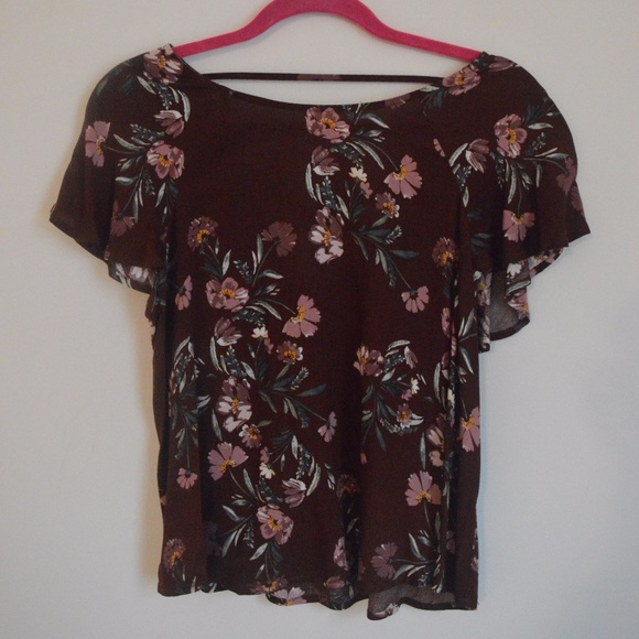 Flowery short-sleeve blouse - Picture 1 of 3