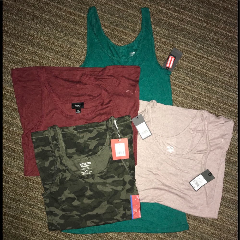 BUNDLE OF MOSSIMO TANK TOPS!