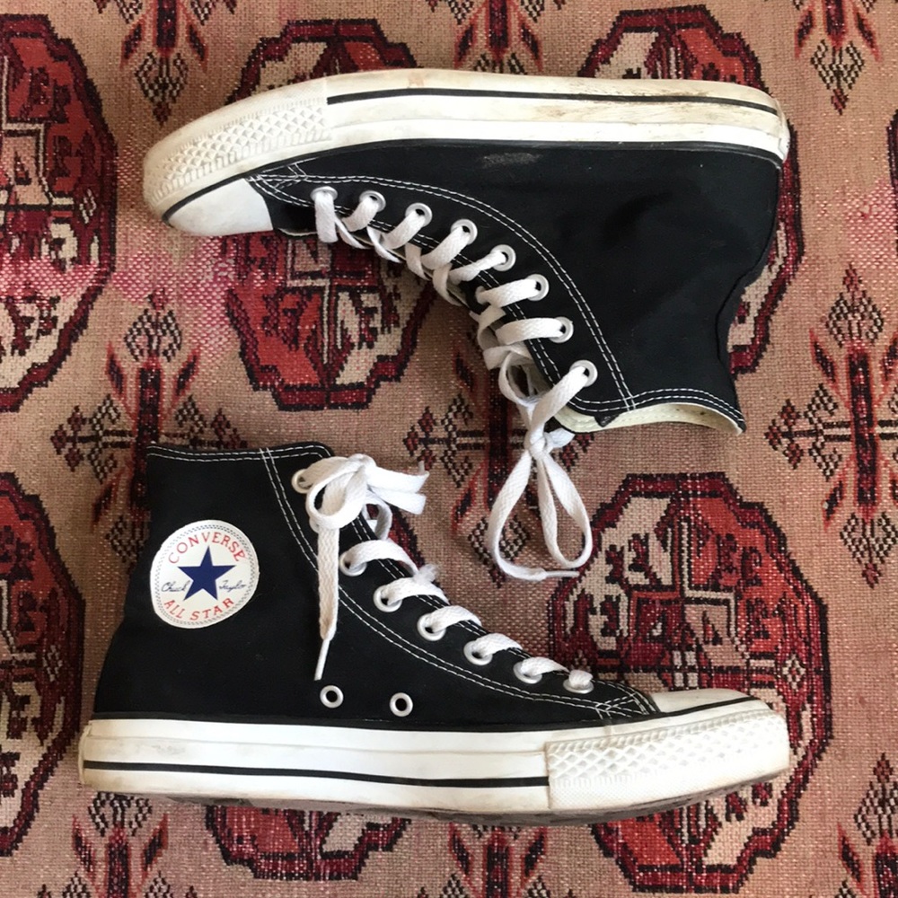 BOGO - Classic! High top Converse