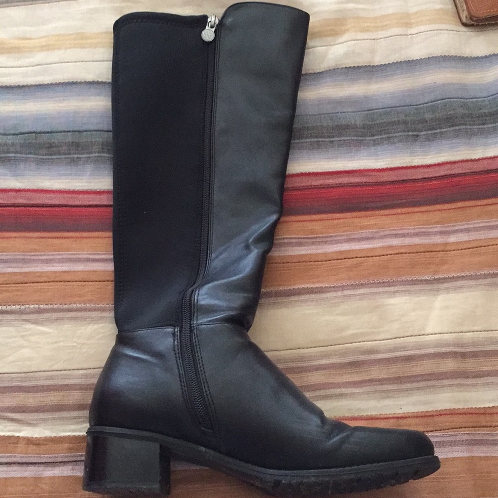 Black boots