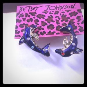 🐬Betsey Johnson Dolphin Flip Earrings🐬