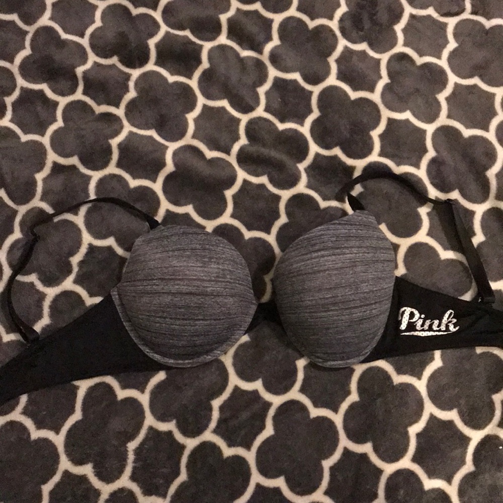 VS Pink bra