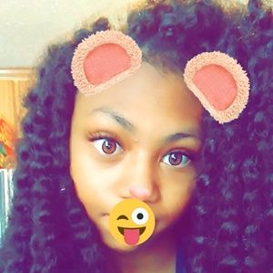 Meet your Posher, Chakira