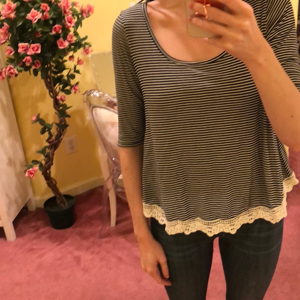 francesca’s striped lace trim top