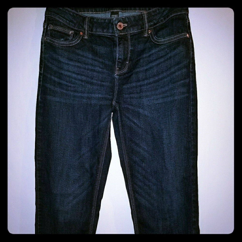 WHBM Straight Leg Crop Jeans