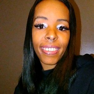 Meet your Posher, Geralee