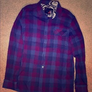 Marron / Red / Royal Blue / and Dark Blue flannel.