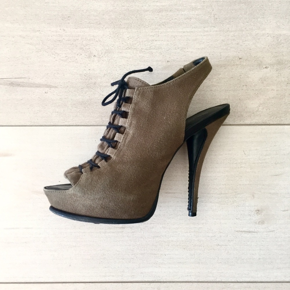 Elizabeth & James Lace Up Heels
