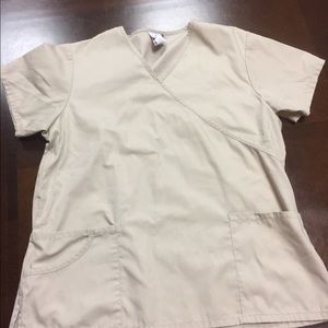 Scrub top beige