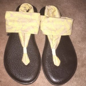 Sanuk sandals