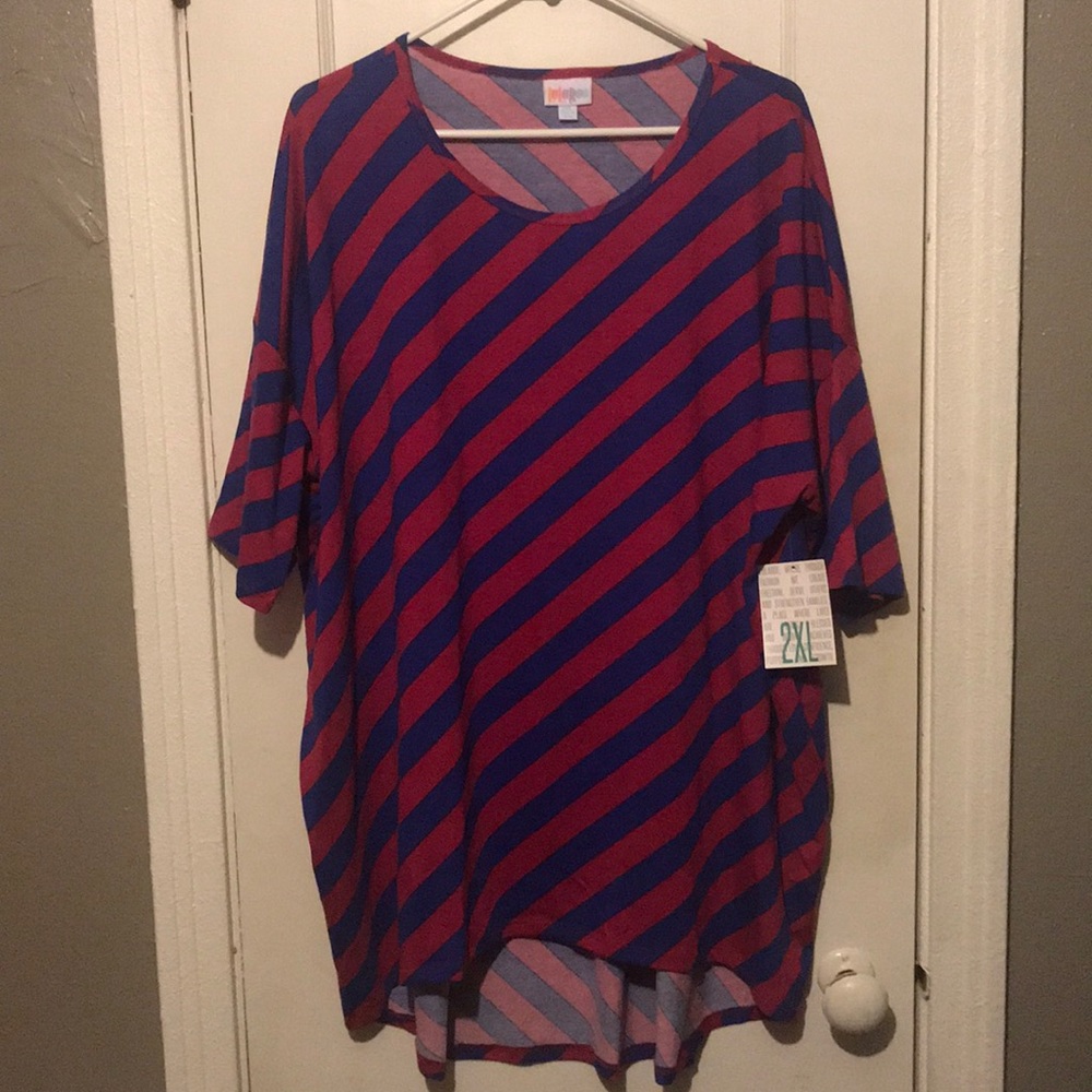 BNWT Lularoe Irma 2XL