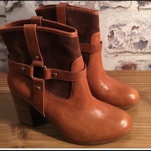 Ralph Lauren Heeled Booties!