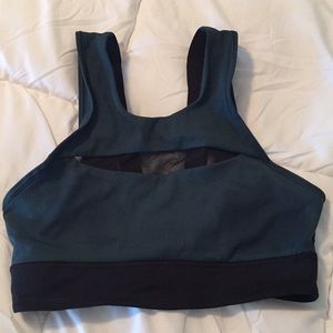 Lululemon sports bra
