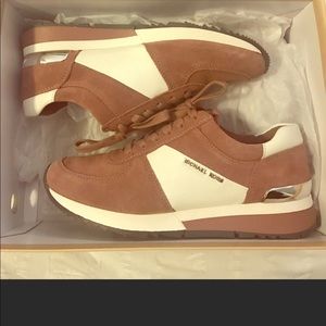 Michael Kors Allie trainer size 8 Brand new!