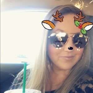 Meet your Posher, Lyndsey