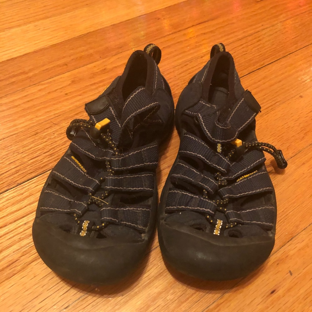 Boy’s Newport Keen Sandals