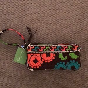 NWT❄️Vera Bradley Wristlet!!