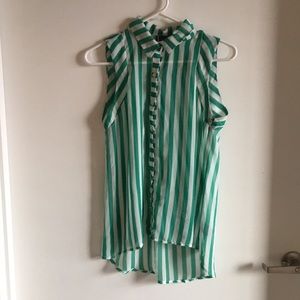 Urban Outfitters Shirt - Size S
