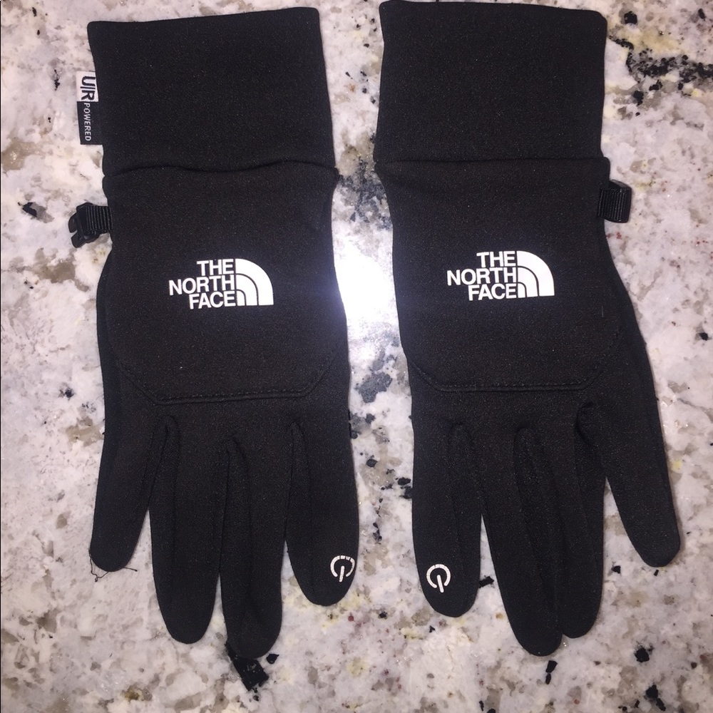Women's Small North Face Gloves