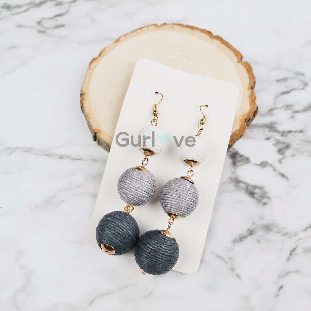 Gorgeous White Grey Pendant Earrings - Picture 2 of 4