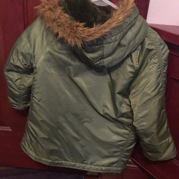 Green winter coat - Picture 3 of 4