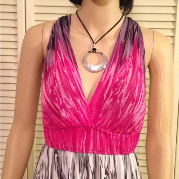 Dress - Picture 2 of 5