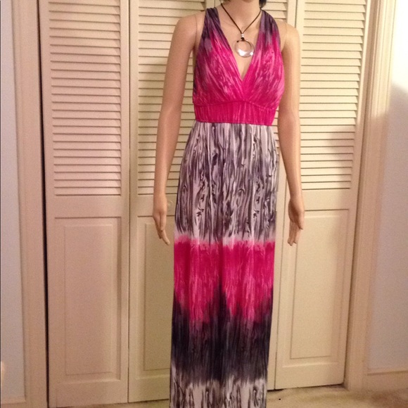 Dress - Picture 3 of 5